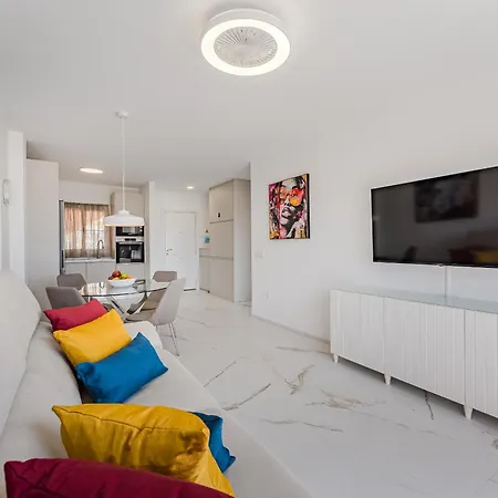 Summer Dreams, With Sea View Apartment