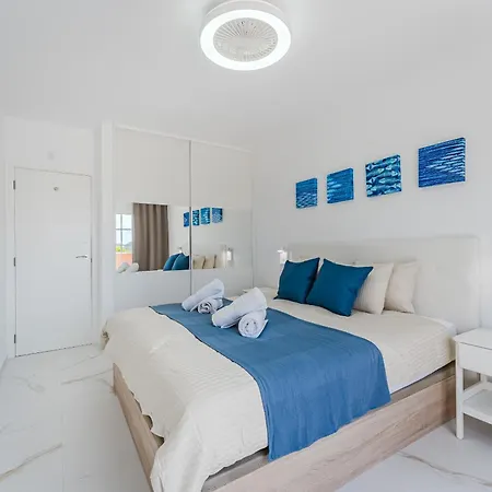 Апартаменты Summer Dreams, With Sea View Плая-де-лас-Америкас